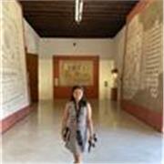 profesora de Ingles con mas 5 años de experiencia.