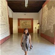 profesora de Ingles con mas 5 años de experiencia.