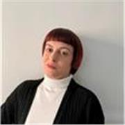 Lezioni di inglese con metodo conversazionale per migliorare comprensione, pronuncia e sicurezza.