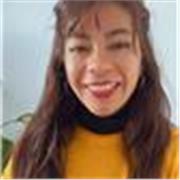 Docente de psicología enfocada en alumnos que quieren aplicar la ciencia en la vida diaria.