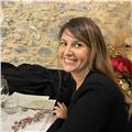 Professoressa di lettere impartisce lezioni private di italiano