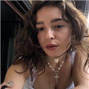 Profesora de inglés apta para nivel primaria e inferior , más la ESO.Experiencia con niños.