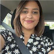Bac+3 en Économie en Italie à l’université de Ferrara et un Bac+3 en France en ressources humaines.
L’italien est ma l. maternelle