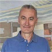Ingeniero con 35 años de experiencia da clases de matemáticas y físicas desde primaria hasta grado superior