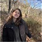 Soy francesa viviendo en Madrid, tengo 24 años y soy disponible todos los días para dar clases de francés 