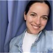 Periodista y comunicadora digital con capacidad para enseñarte un buen nivel de español hablado y escrito. 