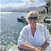 I want to help people that are new to the community, learn English. 