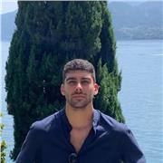 Profesor de apopo escolar para matemáticas de Educación Primaria