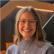 Biology tutor with a PhD in Clinical Neurosciences offering private sessions online, based in London