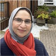 I am an experienced Arabic language tutor based in the UK