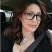 ? Maestra de Español: Arquitecta de la comunicación y guía en el arte de la palabra. Especialist