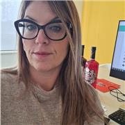 Offro lezioni per scuole elementari e medie, sono laureata in scienze della formazione.