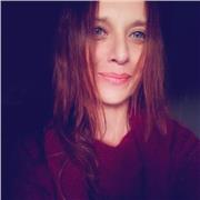 Laureata in scienze dell'educazione e con esperienza da oltre 20 anni