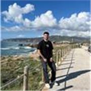 Ingeniero industrial, con experiencia en impartir formaciones a adultos. He dado clases de ciencias a niñ@s de la ESO y primaria