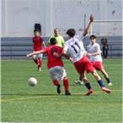 Soy una estudiante de grado medio que lleva jugando fútbol desde los 5 años 