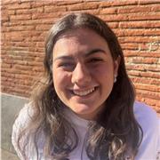 Étudiante en médecine, patiente et organisée, je vous aide à progresser efficacement.