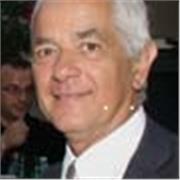 Professeur expérimenté, pédagogie adaptée permettant de réels progrès.