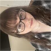 I give private online lessons in English as a Native speaker. 
