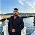 insanlara bir şeyler öğretmekten keyif alan üniversite mezunu bir gencim