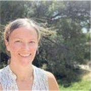 Native French teacher / online conversation / business or from A1 to C1 / support for students in Bachibac
