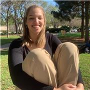 Em dic Gisela, i tinc 19 anys. Acabo de finalitzar el meu primer any d’estudis universitaris a la Universitat de Barcelona en International Business. Estic interessada en donar classes particulars i/o cangurs durant l’estiu a la zona de Palamós. Les class