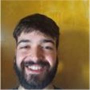 Titulado administrativo con experiencia docente en Berlín y Malta ofrece refuerzo de Inglés, Letras y Economía en Sevilla Centro.