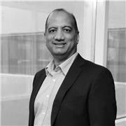 Qualified and Experienced coach offering customized learning journeys