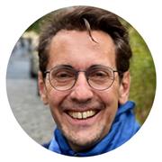 Professionnel bilingue Espagnol (C2) ayant vécu 15 ans en Espagne et 12 au Mexique.