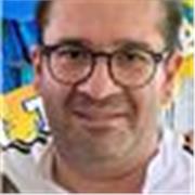 Maestro de Historia General, Politica , Guerra, Biografías de personajes, hiatoria del arte. El objetivo es entender y comprender