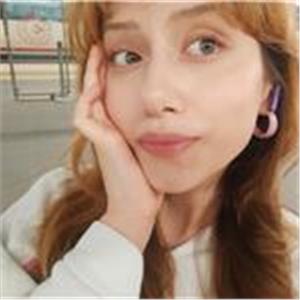 Feyza Yilmaz