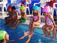 Profesora de Natación imparte clases para todas las edades. No escatimo en conocimiento