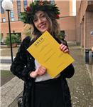 Laureata in lingue offre lezioni di conversazione e/o grammatica inglese (anche a piccoli gruppi)