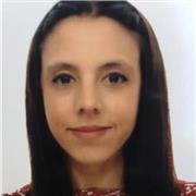 Profesora particular; puedo cuidar y recoger del colegio y cuidar como canguro mientras hacemos los deberes y aprendemos jugando