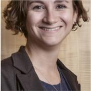 Profesora de Historia que imparte clases relacionadas con lo social