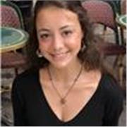Estudiante de Medicina y antigua alumna del liceo francés de Madrid