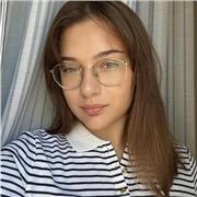 Diplomata al liceo scientifico e lauranda in storia offro ripetizioni di tutte le materie