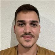 Spanischer Muttersprachler mit mehrjähriger Erfahrung bietet Spanisch-Nachhilfe online und vor Ort in Hannover für Erwachsene an.