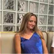 Profesora nativa de español y castellano para niños y adultos extranjeros