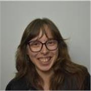 Estudio bellas artes y siempre me ha apasionado el dibujo y la pintura. Me gustaría enseñar a otros lo que he podido aprender en y