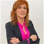 Antropóloga y trabajadora social con el curso de docencia para la formación y experiencia en el apoyo educativo a colectivos.