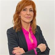 Antropóloga y trabajadora social con el curso de docencia para la formación y experiencia en el apoyo educativo a colectivos.