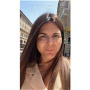 Laureata in lingue e letterature straniere presso l’Universita degli studi di Genova