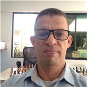 Tutor de español y ajedrez para adolescentes y mayores 