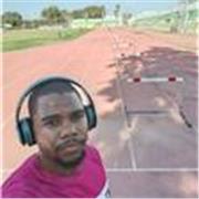 Soy entrenador personal con más de 5 años de experiencia.