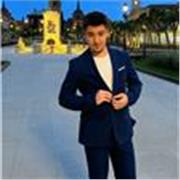 Estudiante del doble grado de Derecho y Ade especializado en el refuerzo académico para los alumnos de todos los niveles de ESO