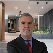 Sono un Tutor esperto che ti può aiutare nell'affrontare il tuo percorso di studi e nell'orientarti verso il lavoro adatto a te