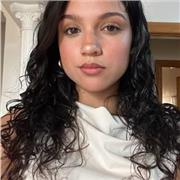 Puedo impartir varias materias de primaria como lengua y literatura, historia, ciencias sociales, matemáticas básicas…