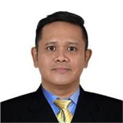 Motivated Online English Teacher Offering Clear and Practical Lessons