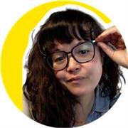 Cours sur la stratégie digitale, la création de modèle IA et web , spécialisée en UX design et marketing