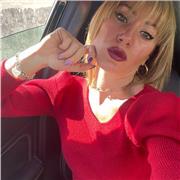 Laureata in Fisica con lode e dottorato di ricerca impartisce lezioni private e ripetizioni in Matematica e Fisica
